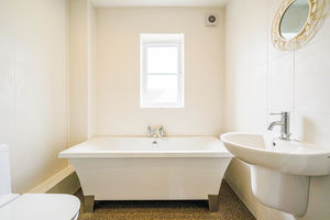 Photo 13- click for photo gallery